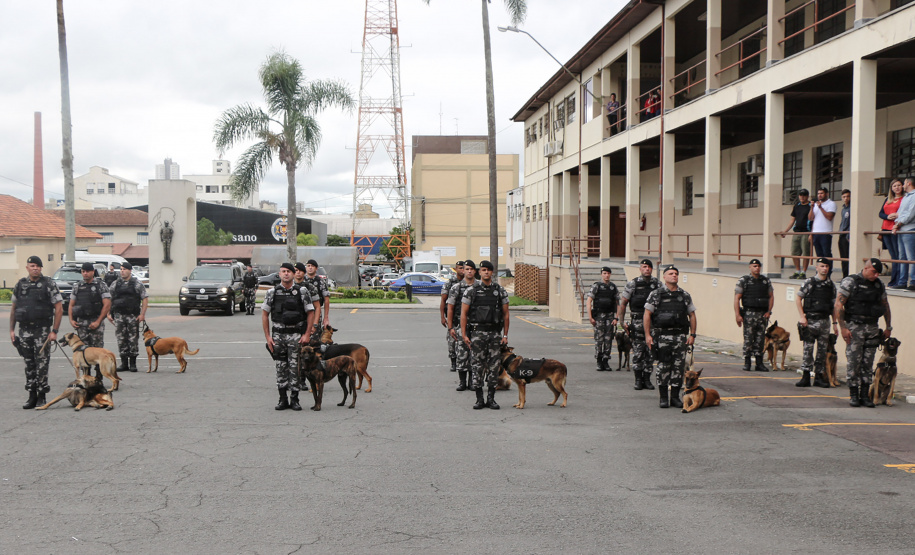 Solenidade marca a troca de Comando do Batalhão de Operações Especiais em Curitiba