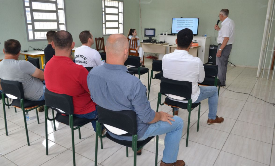 Gestores de Ponta Grossa se reúnem em palestra para fortalecimento de equipe