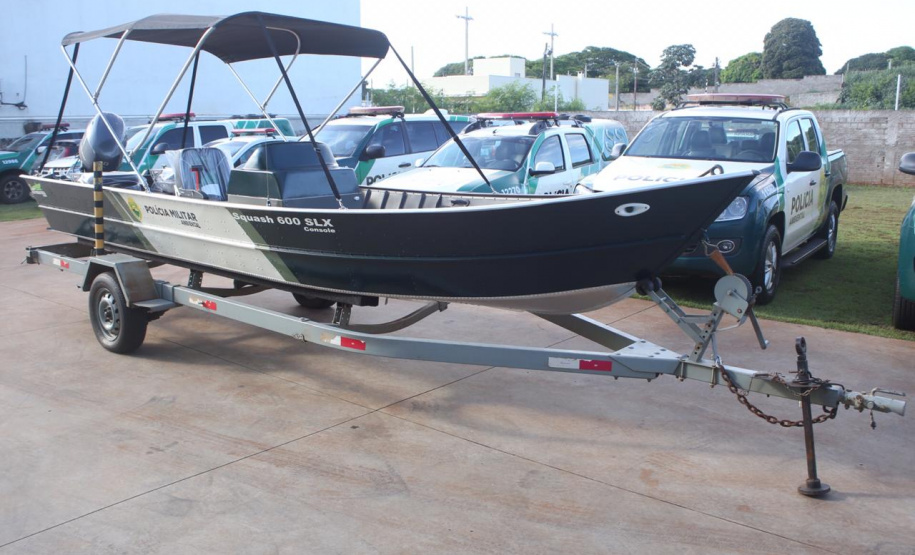 Solenidade marca entrega de embarcação doada ao Batalhão Ambiental de Umuarama (PR)