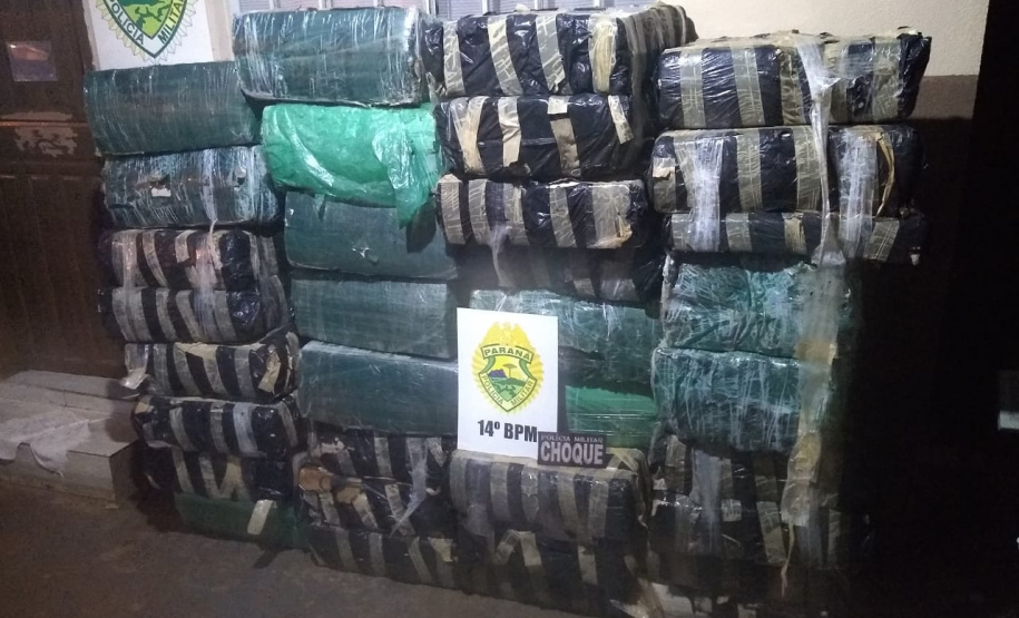 Mais de uma tonelada de maconha é apreendida pela PM em Foz do Iguaçu (PR)