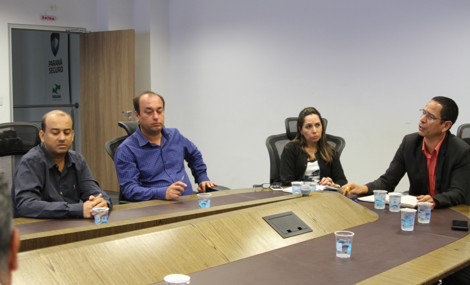 Secretario recebe representantes de Porecatu e Andirá