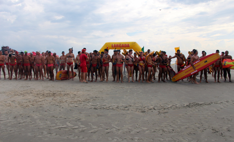 Confraternização entre bombeiros marca 26ª edição do Troféu Elite em Pontal do Paraná (PR)
