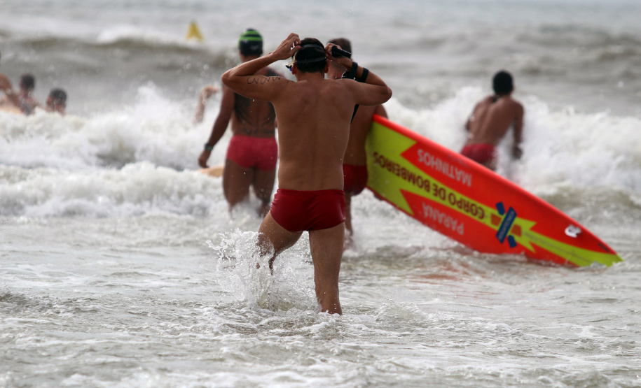 Confraternização entre bombeiros marca 26ª edição do Troféu Elite em Pontal do Paraná (PR)