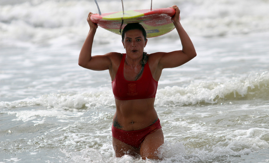 Confraternização entre bombeiros marca 26ª edição do Troféu Elite em Pontal do Paraná (PR)