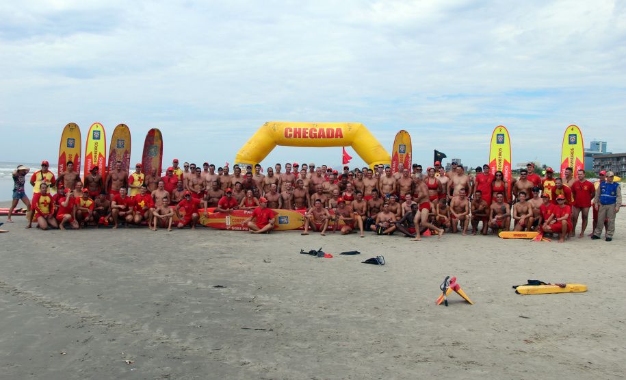 Confraternização entre bombeiros marca 26ª edição do Troféu Elite em Pontal do Paraná (PR)