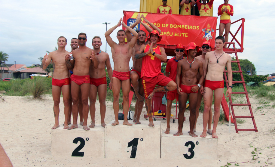 Confraternização entre bombeiros marca 26ª edição do Troféu Elite em Pontal do Paraná (PR)