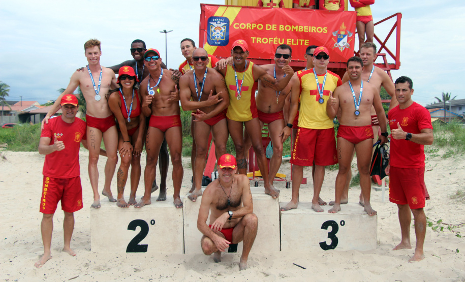 Confraternização entre bombeiros marca 26ª edição do Troféu Elite em Pontal do Paraná (PR)