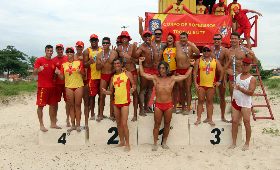 Confraternização entre bombeiros marca 26ª edição do Troféu Elite em Pontal do Paraná (PR)