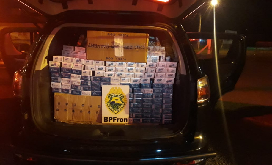 Batalhão de Fronteira apreende quase mil pacotes de cigarros contrabandeados em Santo Antônio do Sudoeste (PR)