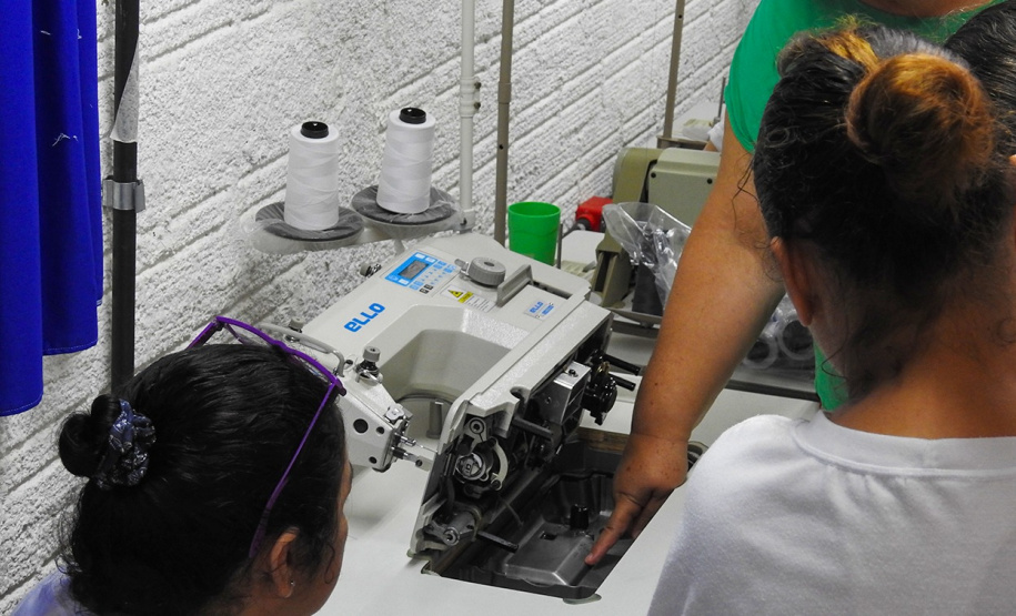 Parceria leva trabalho a detentas da Penitenciária de Foz do Iguaçu