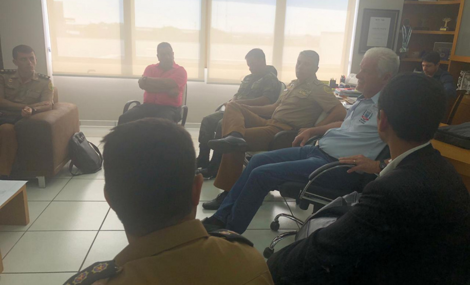 Secretário coronel Marinho se reúne com autoridades para tratar da Segurança Pública de Guaíra