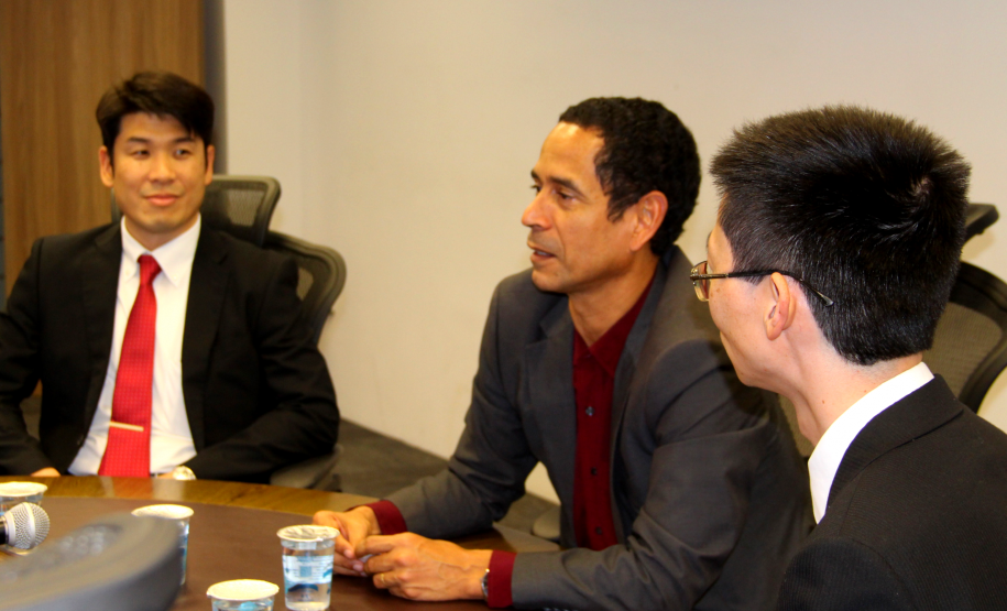 Secretário coronel Marinho recebe vice-cônsul do Japão em Curitiba