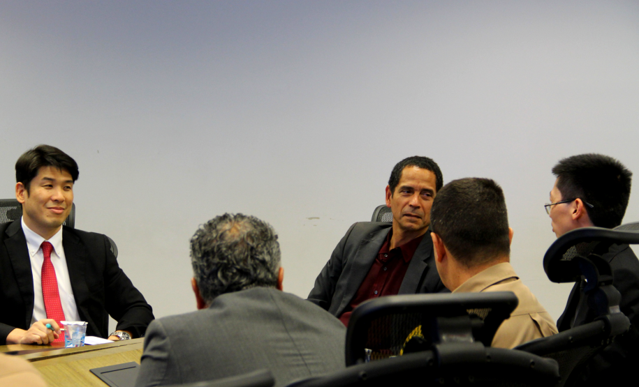 Secretário coronel Marinho recebe vice-cônsul do Japão em Curitiba