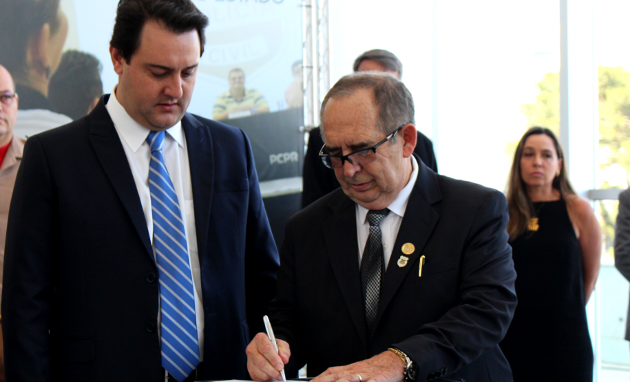 Governador convoca escrivães e confirma concurso da Polícia Civil