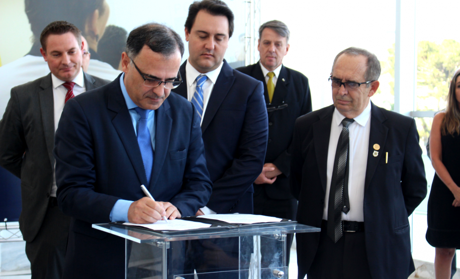 Governador convoca escrivães e confirma concurso da Polícia Civil