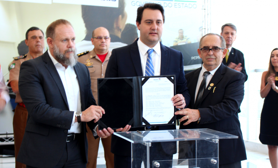 Governador convoca escrivães e confirma concurso da Polícia Civil