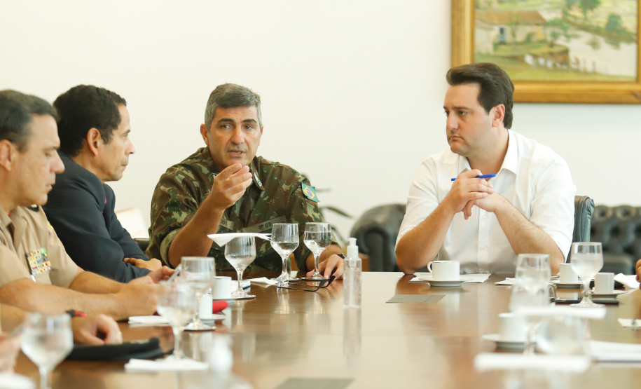 Governador determina adoção de novas medidas para evitar o coronavírus