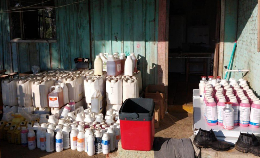 PCPR recupera defensivos agrícolas e apreende armas e veículo roubado em Irati