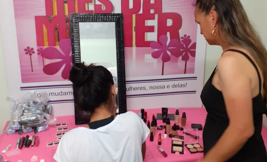 Unidade de Rio Branco celebra a promoção de autoestima entre mulheres e trans