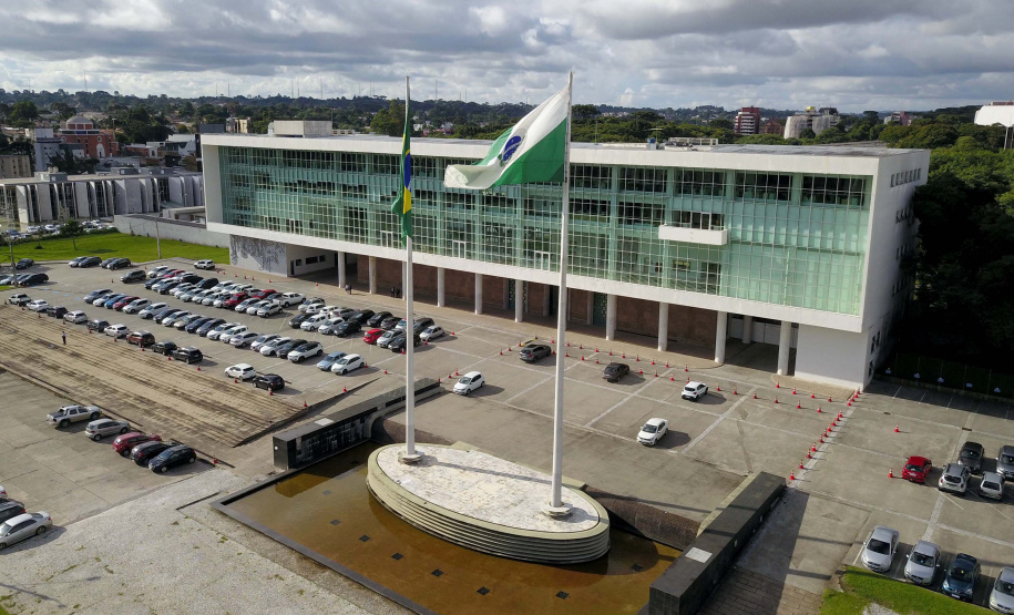 Governo amplia restrição à circulação de ônibus interestaduais