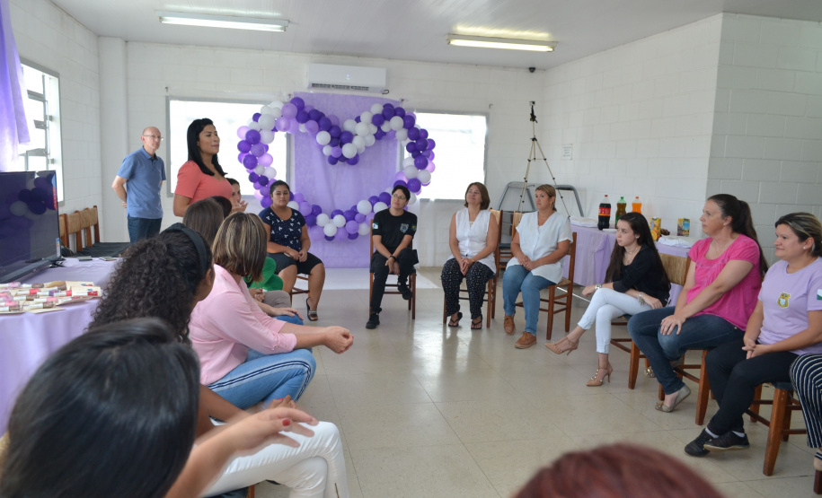 Depen de Ponta Grossa homenageia servidoras em evento do Dia da Mulher