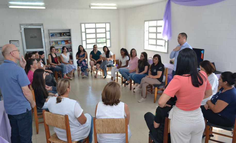 Depen de Ponta Grossa homenageia servidoras em evento do Dia da Mulher