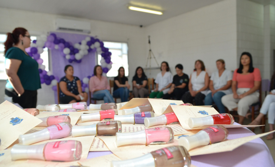 Depen de Ponta Grossa homenageia servidoras em evento do Dia da Mulher