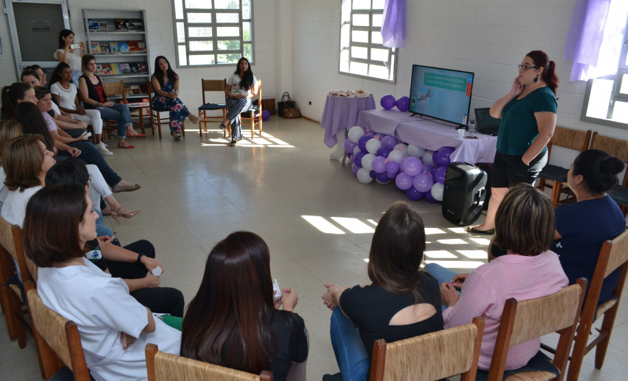 Depen de Ponta Grossa homenageia servidoras em evento do Dia da Mulher