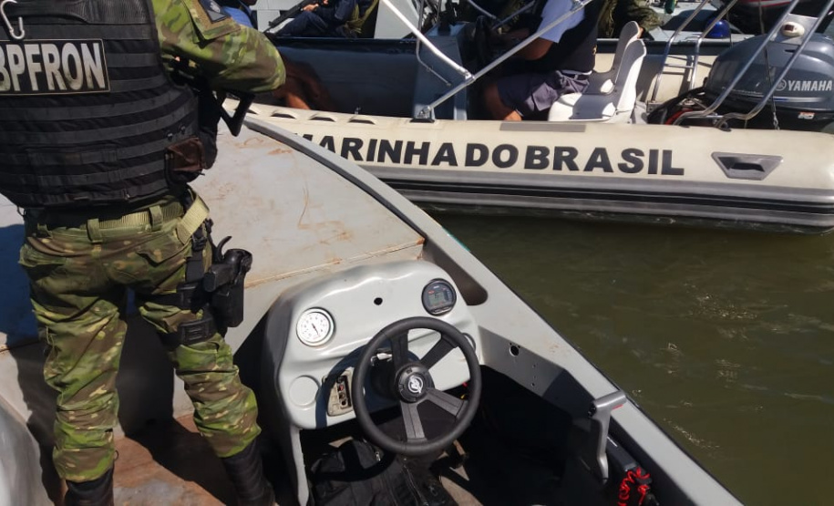 Polícia Militar faz orientações à população e reforça presença nas ruas do Paraná no combate ao coronavírus