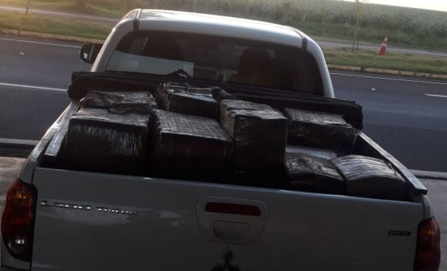 BPRv recupera caminhonete e apreende 700 quilos de maconha no Noroeste do estado