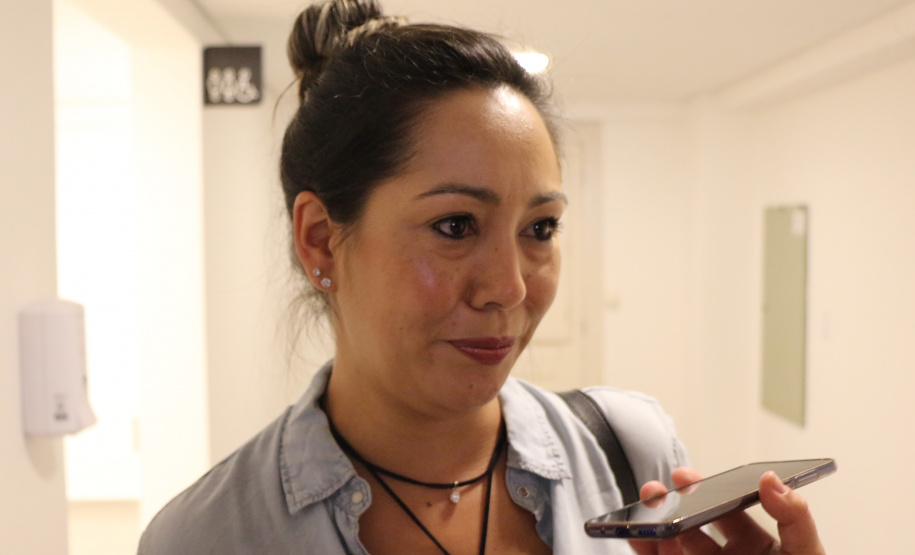 PMPR Encontro Cultural no Cine Passeio em Curitiba marca homenagem da PM ao Dia Internacional da Mulher 06/03/2020 - 17:14  Marcia Santos  Jornalista Responsável  Policiais e bombeiras militares tiveram uma manhã repleta de cultura e dedicada apenas a elas, em comemoração ao Dia Internacional da Mulher, comemorado no dia 10 de março. As oficiais e praças da Polícia Militar e do Corpo de Bombeiros, além das servidoras civis que trabalharam nos quartéis puderam desfrutar de um tour pelo Cine Passeio e assist