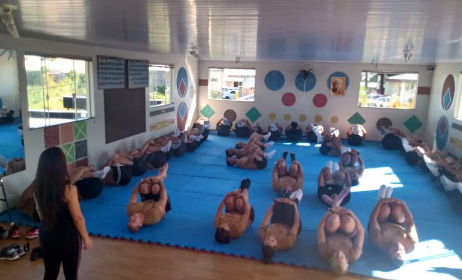 Batalhão da PM de Guarapuava (PR), promove encontros com meditação para policiais militares da unidade