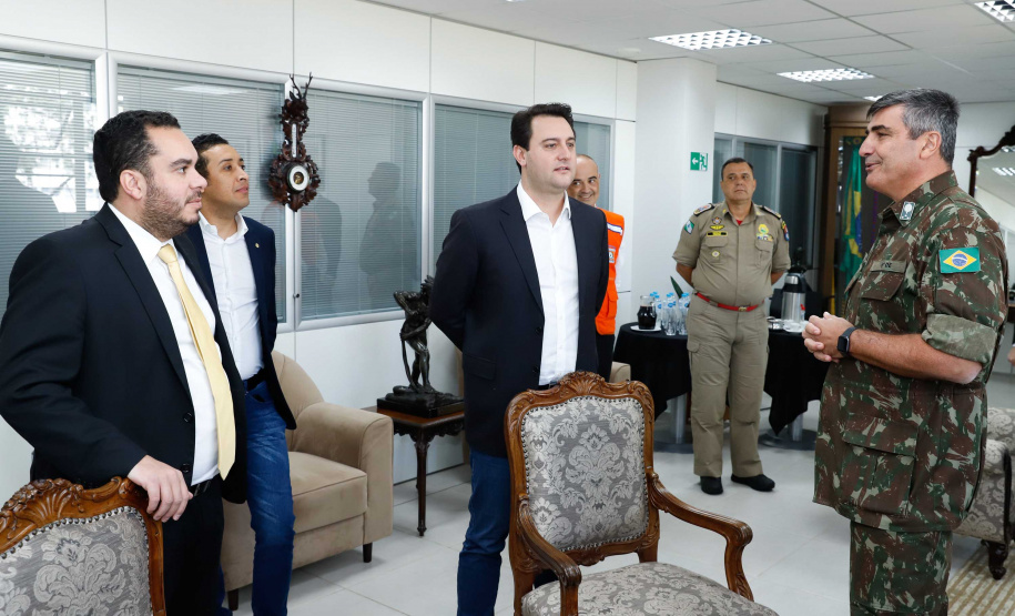 Governo e Exército alinham ações para combate ao novo coronavírus