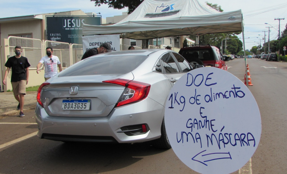Depen de Cascavel arrecada 850 kg de alimentos não perecíveis e 50 cestas básicas para doação