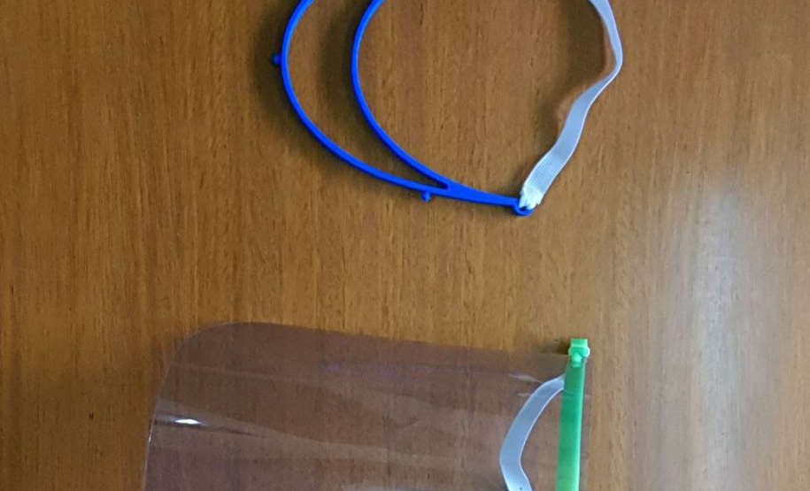 Penitenciária de Londrina produz escudos faciais e novo modelo de máscaras para hospitais da região