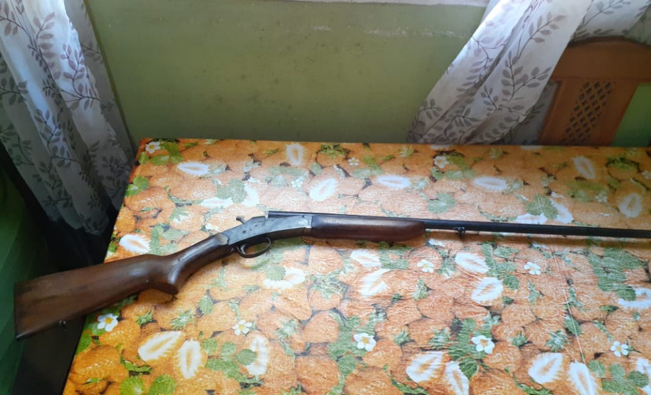 Polícia Ambiental flagra dupla pescando com redes em represa no Norte Pioneiro do estado