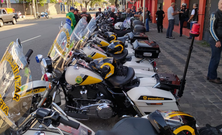 Batalhão Rodoviário da PM recebe doação de materiais de higiene para auxiliar no combate ao coronavírus