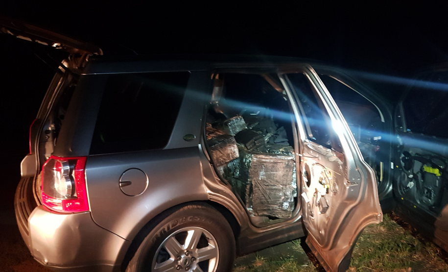 PM aborda carro e apreende mais de 750 quilos de maconha no Noroeste do estado