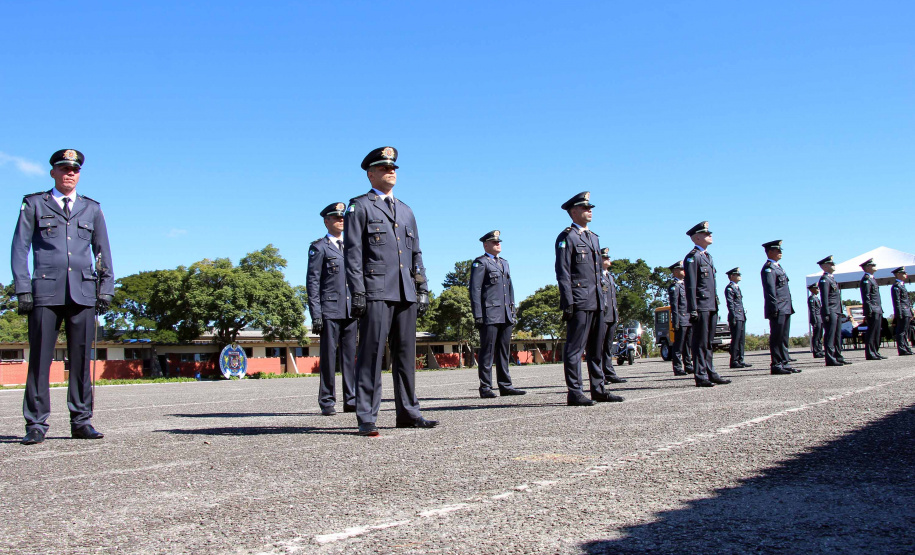 PM forma 15 novos aspirantes para assumirem funções em unidades do Interior do estado
