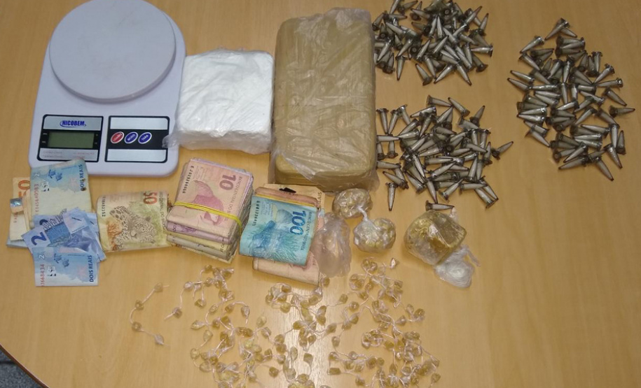Polícia Civil apreende três toneladas de drogas em 15 dias