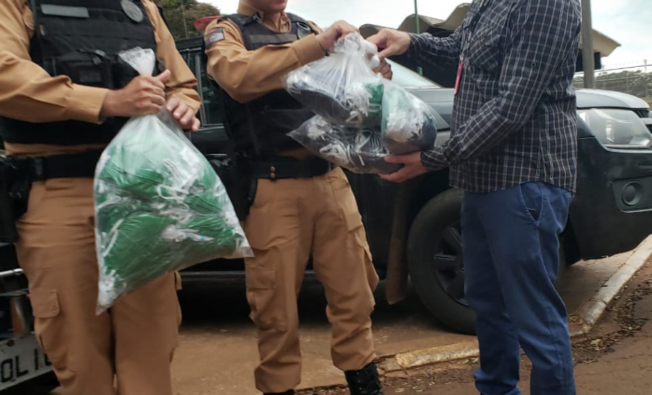 Presos já produziram 69 mil máscaras em menos de um mês