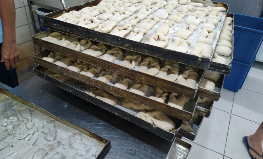 Setor de panificação de Foz do Iguaçu fabrica cueca-virada para diversificar alimentação dos presos