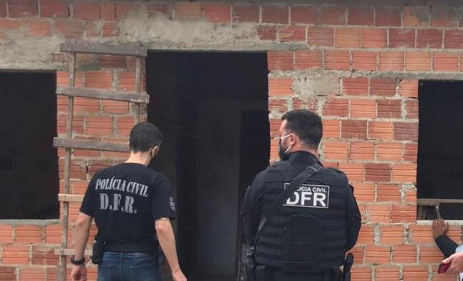 Polícia prende oito pessoas envolvidas em roubos em Curitiba e RMC