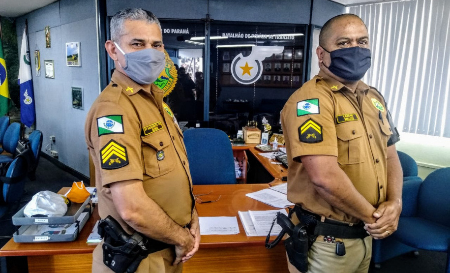 No BPTran, praças promovidos recebem as novas divisas do comandante da unidade