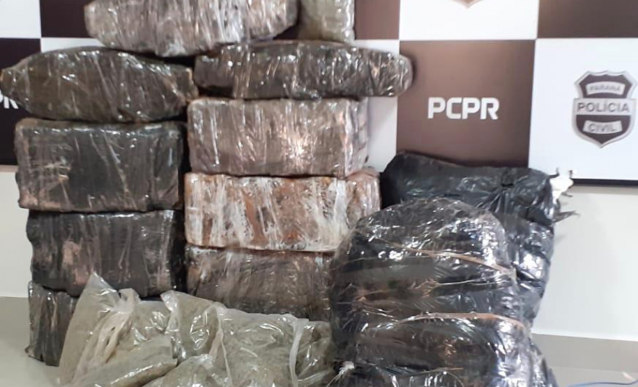 Polícia Civil apreende cerca de 900 quilos de maconha em Umuarama