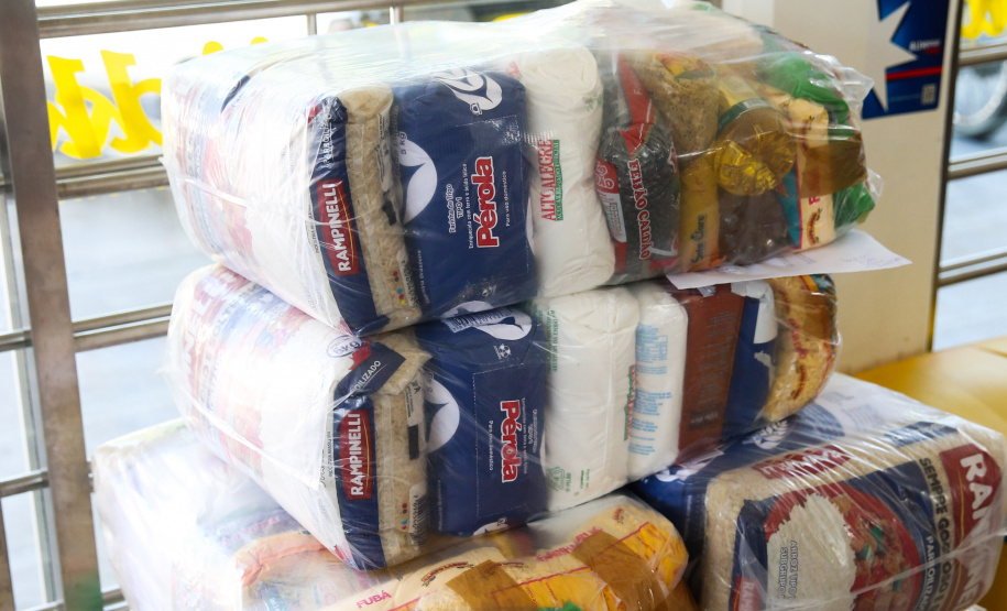 Polícia Militar e Corpo de Bombeiros vão receber doações para a campanha Cesta Solidária