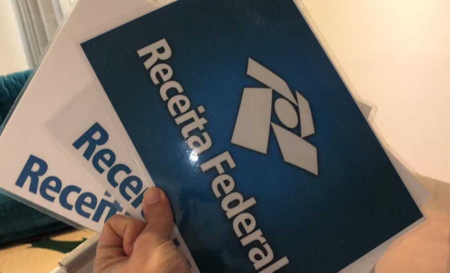 PCPR prende cinco suspeitos de estelionato que diziam ser da Receita Federal