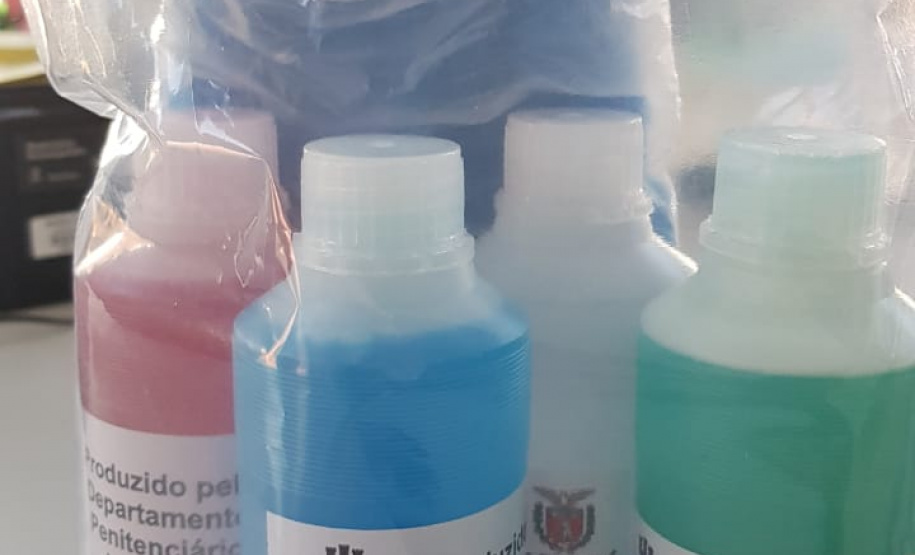 Depen Paraná distribui kits de proteção na Ceasa