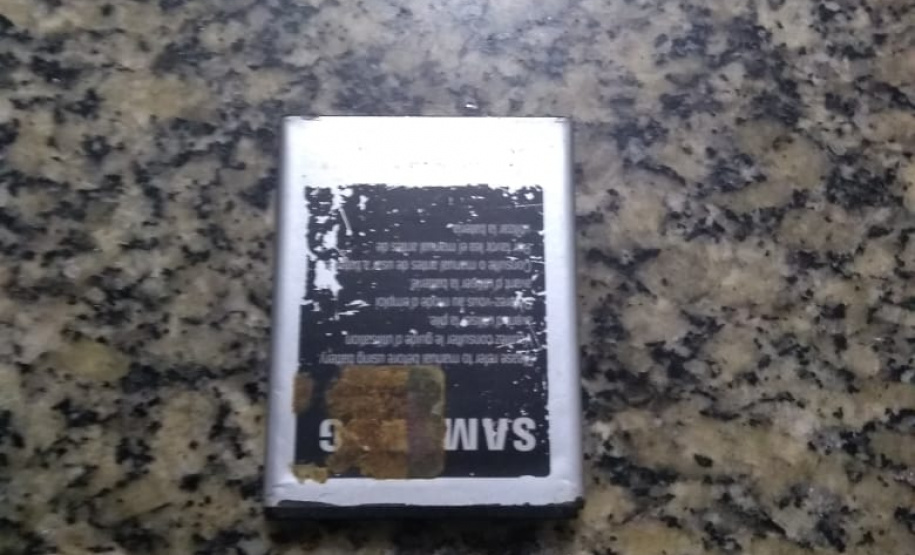 Agentes penitenciários de Cascavel evitam entrada de 17 celulares e drogas em unidades prisionais