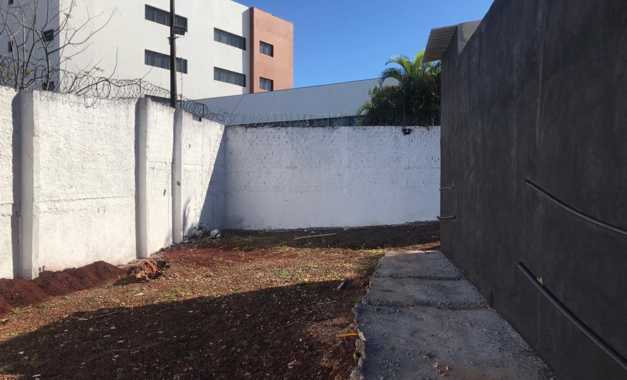 Segurança retira veículos do pátio da Delegacia de Piraquara